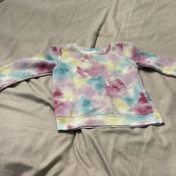 Sweatshirt bundle - Picture 3 of 5